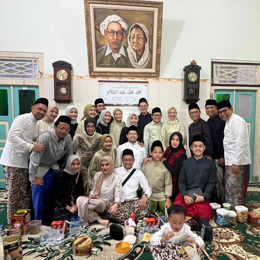 TUTURPEDIA - Saran Silaturahmi Lebaran Idul Fitri dari Ketua MUI: Hindari Flexing dan Pertanyaan Sensitif