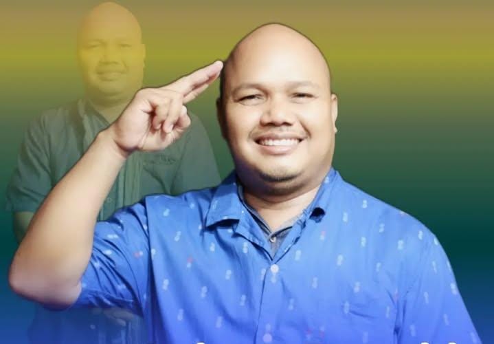 TUTURPEDIA - Jadi Perbincangan Publik, Yayak Gundul Legowo
