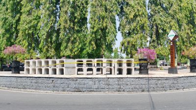 TUTURPEDIA - Wajah Baru Alun-Alun Blora: U-Ditch Atasi Genangan, PKL dan Warga Kompak Beri Jempol!