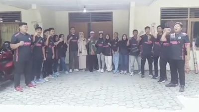 Juara Umum Harga Mati! Angkat Besi Blora Siap Guncang Pra-Porprov Jepara, Iwan Krismiyanto Beri Suntikan Semangat: Kalian Aset Berharga! 3 TUTURPEDIA - Juara Umum Harga Mati! Angkat Besi Blora Siap Guncang Pra-Porprov Jepara, Iwan Krismiyanto Beri Suntikan Semangat: Kalian Aset Berharga!