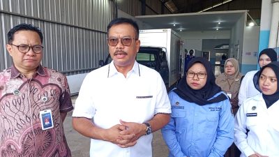Anggota Komisi IX DPR RI, Edy Wuryanto: Pelaksanaan Program MBG di SPPG 1 Kunduran Telah Berjalan dengan Sangat Baik dan Memenuhi Standar 3 TUTURPEDIA - Anggota Komisi IX DPR RI, Edy Wuryanto: Pelaksanaan Program MBG di SPPG 1 Kunduran Telah Berjalan dengan Sangat Baik dan Memenuhi Standar