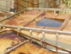 NYALI KEBAL HUKUM! Belum 1000 Hari Korban Tewas, Sumur Minyak Ilegal Blora Kembali Beraksi, Warga: “Malam-Malam Muat Terus!”