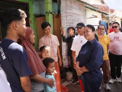 Tinjau Korban Rumah Roboh, Wali kota Agustina Pastikan Pendidikan Anak Terjamin