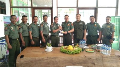 TUTURPEDIA - Polhut KPH Randublatung Rayakan HUT ke-59, Teguhkan Komitmen Jaga Hutan di Tengah Tantangan Zaman