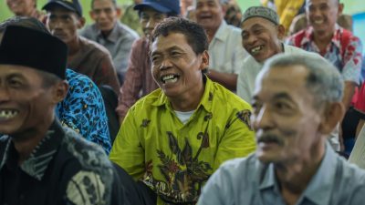 Silaturahmi ke Lampung, Ahmad Luthfi Disambut Hangat Warga Transmigran Asal Jateng 4 TUTURPEDIA - Silaturahmi ke Lampung, Ahmad Luthfi Disambut Hangat Warga Transmigran Asal Jateng