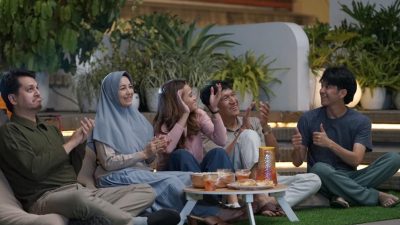 Film “Titip Bunda di Surga-Mu” Rilis Teaser Trailer, Angkat Kisah Ibu dan Anak yang Sarat Emosi 3 TUTURPEDIA - Film “Titip Bunda di Surga-Mu” Rilis Teaser Trailer, Angkat Kisah Ibu dan Anak yang Sarat Emosi