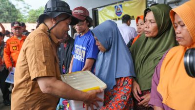 TUTURPEDIA - Ahmad Luthfi Janjikan Hunian Aman bagi Korban Tanah Bergerak Tegal