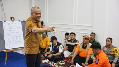 TUTURPEDIA - Ahmad Luthfi Janjikan Hunian Aman bagi Korban Tanah Bergerak Tegal