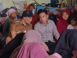 Gubernur Jateng Dampingi Wapres Gibran Tinjau Pengungsi Tanah Gerak di Tegal
