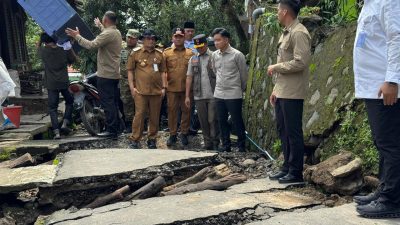 TUTURPEDIA - Gubernur Ahmad Luthfi Tegaskan Warga Terdampak Tanah Gerak Tegal Direlokasi dan Dijamin Rumah Bersertifikat