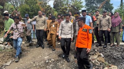 TUTURPEDIA - Gubernur Ahmad Luthfi Tegaskan Warga Terdampak Tanah Gerak Tegal Direlokasi dan Dijamin Rumah Bersertifikat