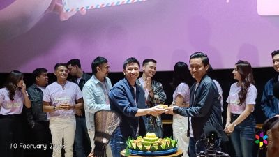 TUTURPEDIA - A Little White Lie, Reuni SD Berujung Skandal Viral dan Rahasia Masa Lalu yang Mengubah Hidup