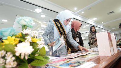 TUTURPEDIA - Genjot Minat Baca, Nawal Yasin Ingin Setiap Desa di Jateng Punya Perpustakaan