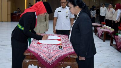 TUTURPEDIA - Lantik 42 Anggota DPPI, Wali kota Agustina Harap Bisa Jadi Benteng Ideologi