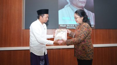TUTURPEDIA - Perkuat Kesadaran Sejarah Masyarakat, Pemkot Semarang Beri Penghargaan Kepada KH Sholeh Darat
