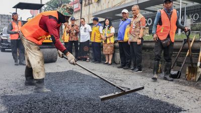 Ahmad Luthfi: Jalan di Jateng Harus Sudah Mulus Sebelum Lebaran 3 TUTURPEDIA - Ahmad Luthfi: Jalan di Jateng Harus Sudah Mulus Sebelum Lebaran