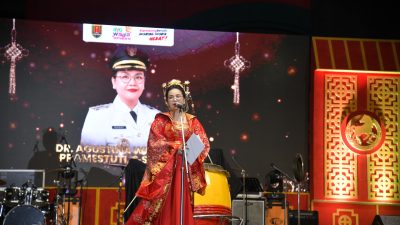 Rayakan Imlek 2577 di Sam Poo Kong, Wali Kota Agustina Tegaskan Harmoni Jadi Kekuatan Kota 4 TUTURPEDIA - Rayakan Imlek 2577 di Sam Poo Kong, Wali Kota Agustina Tegaskan Harmoni Jadi Kekuatan Kota