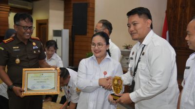 Wali Kota Semarang, Agustina Wilujeng Puji Lomba JAGA DESA, Perkuat Tata Kelola Keuangan Kelurahan 5 TUTURPEDIA - Wali Kota Semarang, Agustina Wilujeng Puji Lomba JAGA DESA, Perkuat Tata Kelola Keuangan Kelurahan