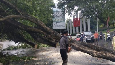 Pemkot Semarang Imbau Warga Masyarakat Waspada Potensi Bencana Hidrometeorologi 4 TUTURPEDIA - Pemkot Semarang Imbau Warga Masyarakat Waspada Potensi Bencana Hidrometeorologi