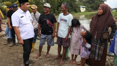 Wagub Jateng Pastikan Percepatan Penutupan Tanggul Sungai Tuntang yang Jebol, 9 Alat Berat Dikerahkan