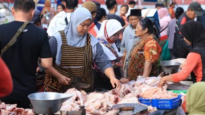 Jelang Ramadan, Pemprov Jateng Turun ke Pasar: Operasi Pasar dan 308 GPM Disiapkan Redam Lonjakan Harga 6 TUTURPEDIA - Jelang Ramadan, Pemprov Jateng Turun ke Pasar: Operasi Pasar dan 308 GPM Disiapkan Redam Lonjakan Harga