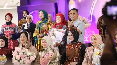 Wagub Taj Yasin Apresiasi Antusiasme Isteri Bupati/Walikota Tampil di D'Modifest 2026 3 TUTURPEDIA - Wagub Taj Yasin Apresiasi Antusiasme Isteri Bupati/Walikota Tampil di D'Modifest 2026