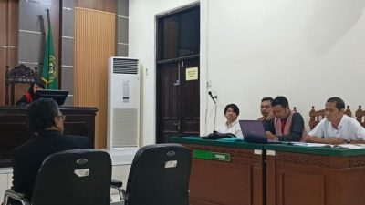 Sidang PMH di PN Salatiga Memanas, Diah Iswahyuningsih dan Y. Joko Tirtono–Muhamad Yusuf Saling Serang Argumentasi 3 TUTURPEDIA - Sidang PMH di PN Salatiga Memanas, Diah Iswahyuningsih dan Y. Joko Tirtono–Muhamad Yusuf Saling Serang Argumentasi