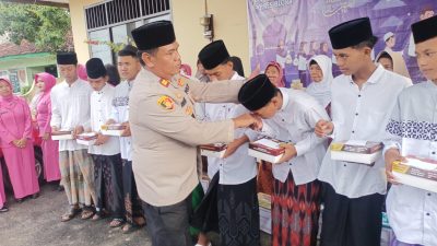 TUTURPEDIA - 600 Takjil Dibagikan, Bhayangkari dan Polsek Kunduran Santuni Anak Yatim di Bulan Ramadan