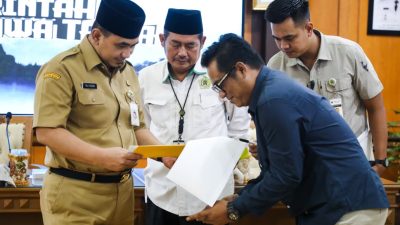Wagub Jateng Minta Pembukaan MTQ Nasional di Semarang 2026 Libatkan Seniman dan Budaya Para Wali 3 TUTURPEDIA - Wagub Jateng Minta Pembukaan MTQ Nasional di Semarang 2026 Libatkan Seniman dan Budaya Para Wali