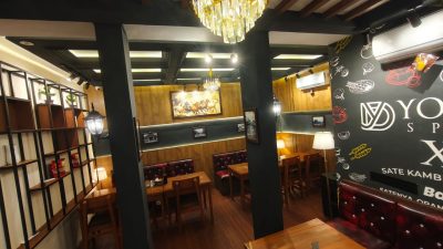 TUTURPEDIA - Yodan Space x Sate Kambing Muda Bang Indra: Mengangkat Ikon Kuliner Tegal dari Dalam Pusat Perbelanjaan