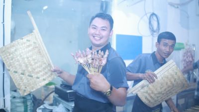 TUTURPEDIA - Yodan Space x Sate Kambing Muda Bang Indra: Mengangkat Ikon Kuliner Tegal dari Dalam Pusat Perbelanjaan