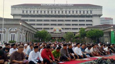 Perayaan Idul Fitri di Balaikota Semarang Jadi Momentum Perkuat Toleransi dan Pererat Kebersamaan 5 TUTURPEDIA - Perayaan Idul Fitri di Balaikota Semarang Jadi Momentum Perkuat Toleransi dan Pererat Kebersamaan
