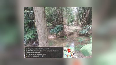 Terisolasi Tanpa Jembatan, Warga Semampir Blora Tempuh 6 Km Demi Akses Hidup 4 TUTURPEDIA - Terisolasi Tanpa Jembatan, Warga Semampir Blora Tempuh 6 Km Demi Akses Hidup