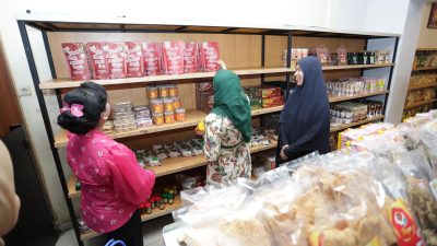 Kunjungi Kampung Singkong Salatiga, Nawal Yasin Dorong Inovasi UMKM Berbasis Potensi Lokal 3 TUTURPEDIA - Kunjungi Kampung Singkong Salatiga, Nawal Yasin Dorong Inovasi UMKM Berbasis Potensi Lokal