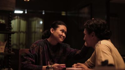 Final Trailer “Crocodile Tears” Tampilkan Konflik Emosional Intens Jelang Tayang 7 Mei 2026 3 TUTURPEDIA - Final Trailer “Crocodile Tears” Tampilkan Konflik Emosional Intens Jelang Tayang 7 Mei 2026