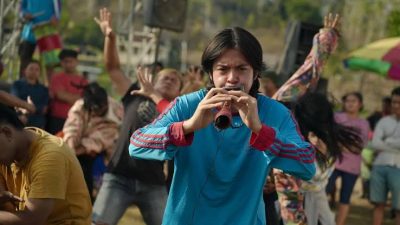 TUTURPEDIA - Para Perasuk: Tontonan Segar Pengusir Suntuk (Sebuah Review untuk film Para Perasuk karya Wregas Bhanuteja)