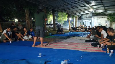 Nobar Film “Pesta Babi” di Cepu Jadi Ruang Refleksi, Agus Soroti Ancaman Lingkungan dan Ketimpangan Pembangunan 3 TUTURPEDIA - Nobar Film “Pesta Babi” di Cepu Jadi Ruang Refleksi, Agus Soroti Ancaman Lingkungan dan Ketimpangan Pembangunan