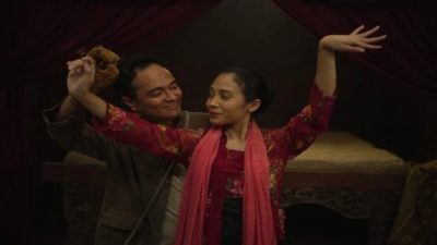 Badut Gendong: 'Joker' dengan Sentuhan Kultur. Paduan niat 'Kotor' dalam Kisah Getir dan Aksi nan Gahar 10 TUTURPEDIA - Badut Gendong: 'Joker' dengan Sentuhan Kultur. Paduan niat 'Kotor' dalam Kisah Getir dan Aksi nan Gahar