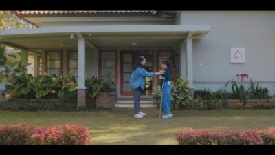 First Look Film Rumah Singgah Tembus 4 Juta Views dalam Sehari, Antusiasme Penonton Melonjak Jelang Tayang Agustus 2026 8 TUTURPEDIA - First Look Film Rumah Singgah Tembus 4 Juta Views dalam Sehari, Antusiasme Penonton Melonjak Jelang Tayang Agustus 2026