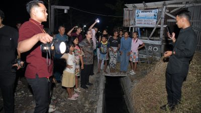 Tinjau Tambak Lorok, Wali Kota Agustina Siapkan Penanganan untuk Kurangi Dampak Rob 4 TUTURPEDIA - Tinjau Tambak Lorok, Wali Kota Agustina Siapkan Penanganan untuk Kurangi Dampak Rob