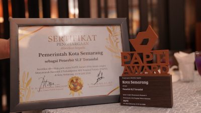 Wali Kota Agustina Wilujeng Bawa Semarang Raih Penghargaan Kota Terandal PAPTI Award 2026, Tegaskan Komitmen Keselamatan dan Strategi Penguatan PAD 3 TUTURPEDIA - Wali Kota Agustina Wilujeng Bawa Semarang Raih Penghargaan Kota Terandal PAPTI Award 2026, Tegaskan Komitmen Keselamatan dan Strategi Penguatan PAD
