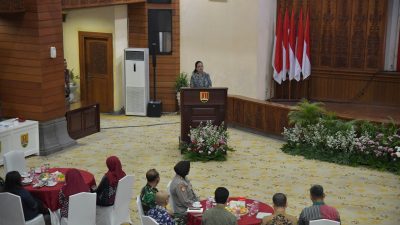 Wali Kota Agustina Wilujeng Terima Tim Verifikasi Kemensos, Pastikan Keseriusan Kota Semarang Usulkan KH Sholeh Darat Jadi Pahlawan Nasional 4 TUTURPEDIA - Wali Kota Agustina Wilujeng Terima Tim Verifikasi Kemensos, Pastikan Keseriusan Kota Semarang Usulkan KH Sholeh Darat Jadi Pahlawan Nasional