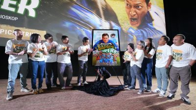 Trailer dan Poster Film Bapakmu Kiper Resmi Diluncurkan, Fedi Nuril dan Ali Fikry Sajikan Kisah Ayah-Anak yang Menghangatkan Hati 3 TUTURPEDIA - Trailer dan Poster Film Bapakmu Kiper Resmi Diluncurkan, Fedi Nuril dan Ali Fikry Sajikan Kisah Ayah-Anak yang Menghangatkan Hati