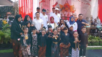 Pawai Pembangunan Blora HUT ke-81 RI, PAUD KB/TK dan UPT SKB Blora Tampilkan Pesona Budaya Samin 3 TUTURPEDIA - Pawai Pembangunan Blora HUT ke-81 RI, PAUD KB/TK dan UPT SKB Blora Tampilkan Pesona Budaya Samin