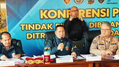 Bongkar Mafia Subsidi! Tiga Sindikat BBM- Oplosan LPG Digulung Polda Jateng 3 TUTURPEDIA - Bongkar Mafia Subsidi! Tiga Sindikat BBM- Oplosan LPG Digulung Polda Jateng