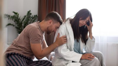 Tanda pasangan berselingkuh yang perlu Anda ketahui. FOTO: Freepik.com/freepik