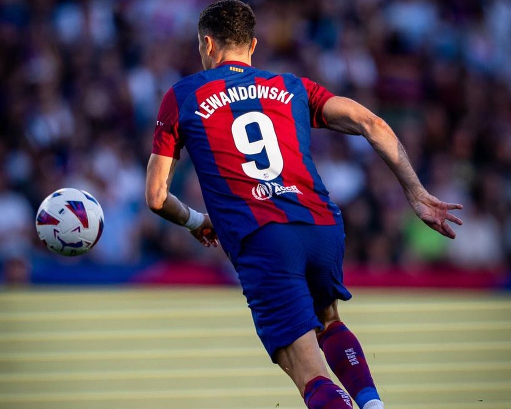 Inilah 12 pemain incaran Barcelona. Foto: Instagram.com/_rl9