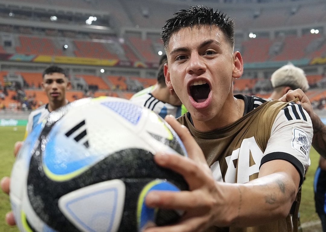 Inilah deretan pemain muda yang bersinar di Piala Dunia U-17 2023. Foto: Instagram.com/claudioecheverri_