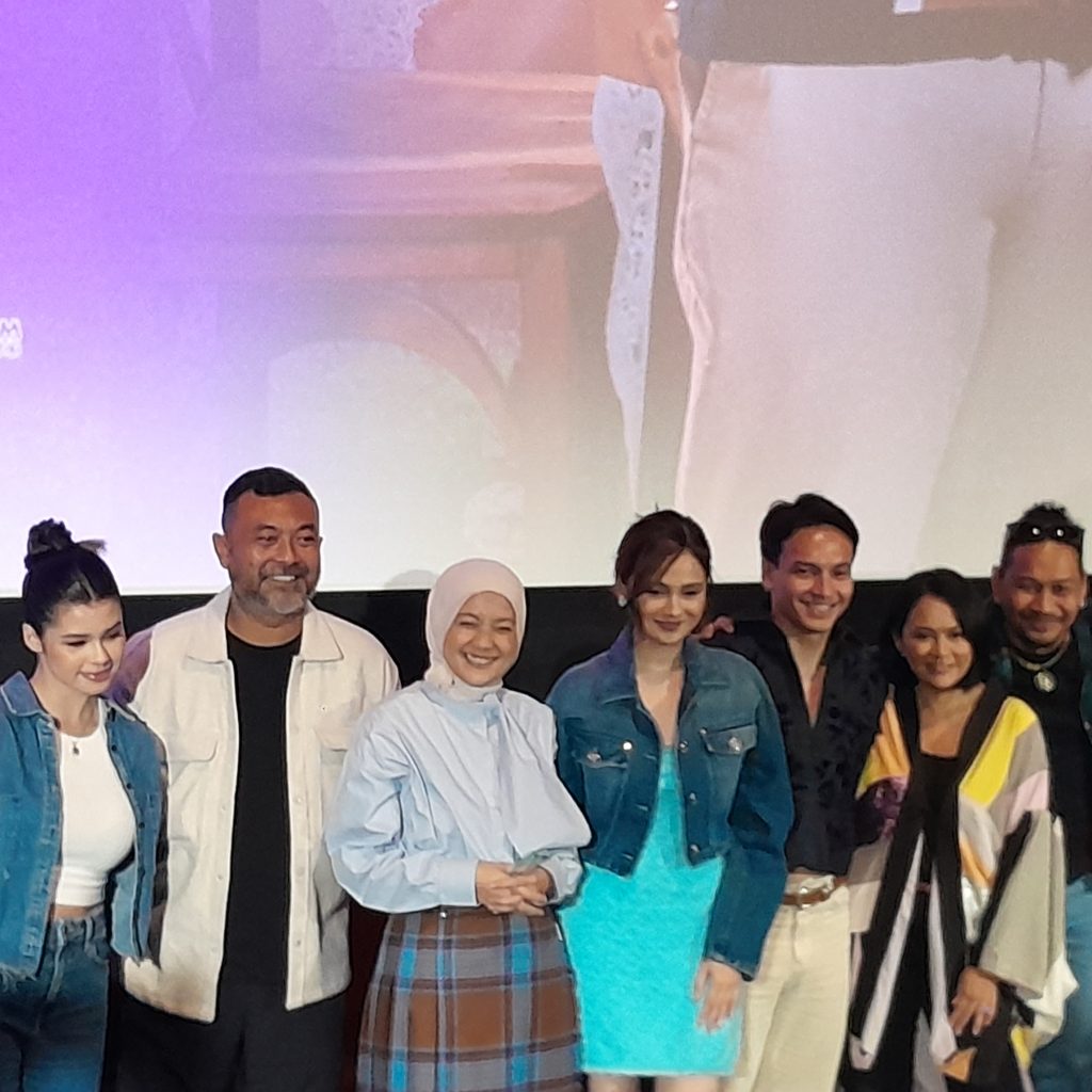 Film 'Mohon Doa Restu' sudah tayang di bioskop mulai 26 Oktober 2023. Foto; Dok. Sarah Limbeng