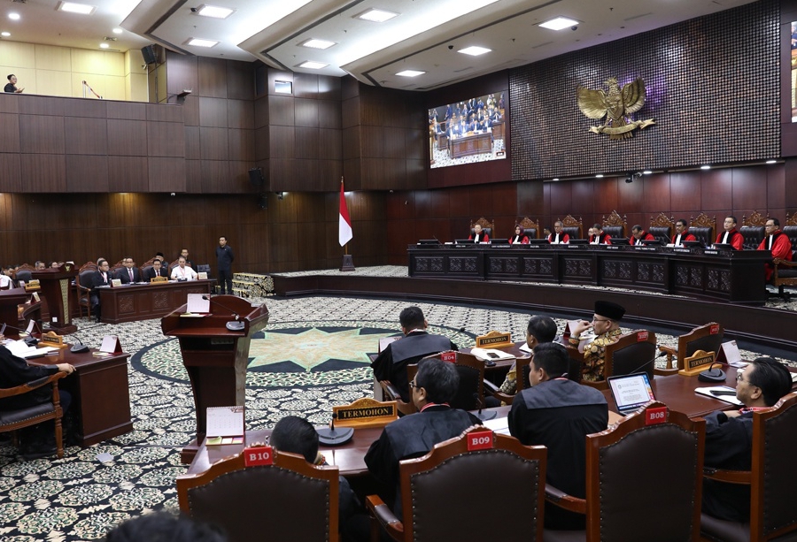 TUTURPEDIA - Survei Indikator: 71,8 Persen Publik Percaya Putusan MK soal Sengketa Pilpres akan Adil